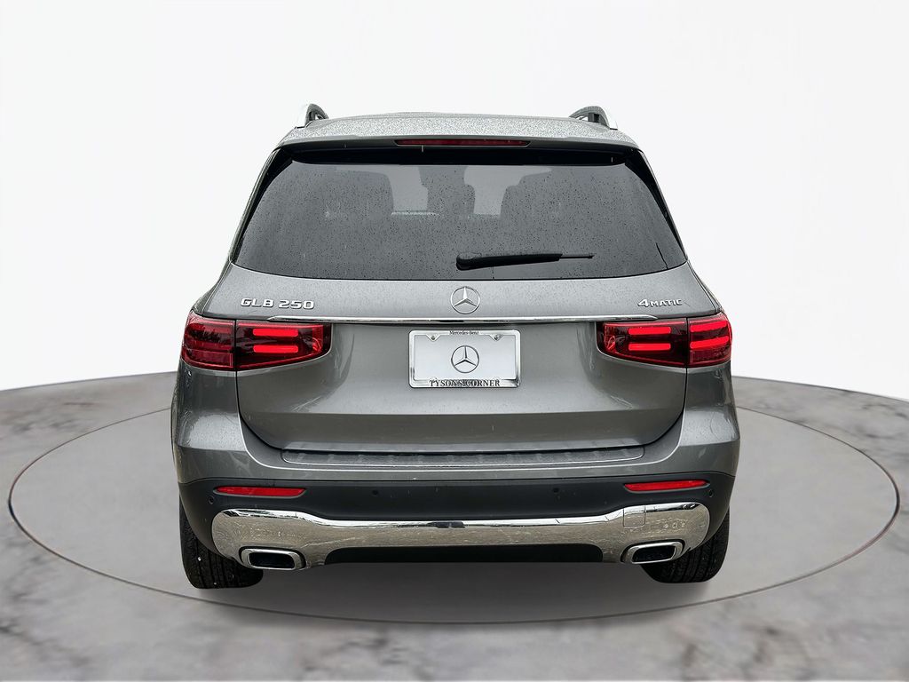 2024 Mercedes-Benz GLB 250 3