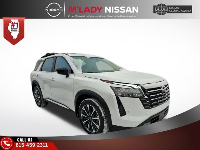 2026 Nissan Pathfinder Platinum 4WD's photo