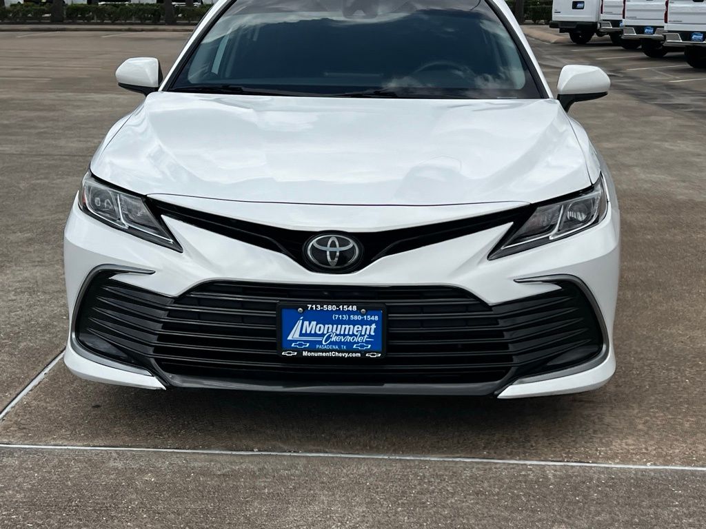 2022 Toyota Camry LE - 4
