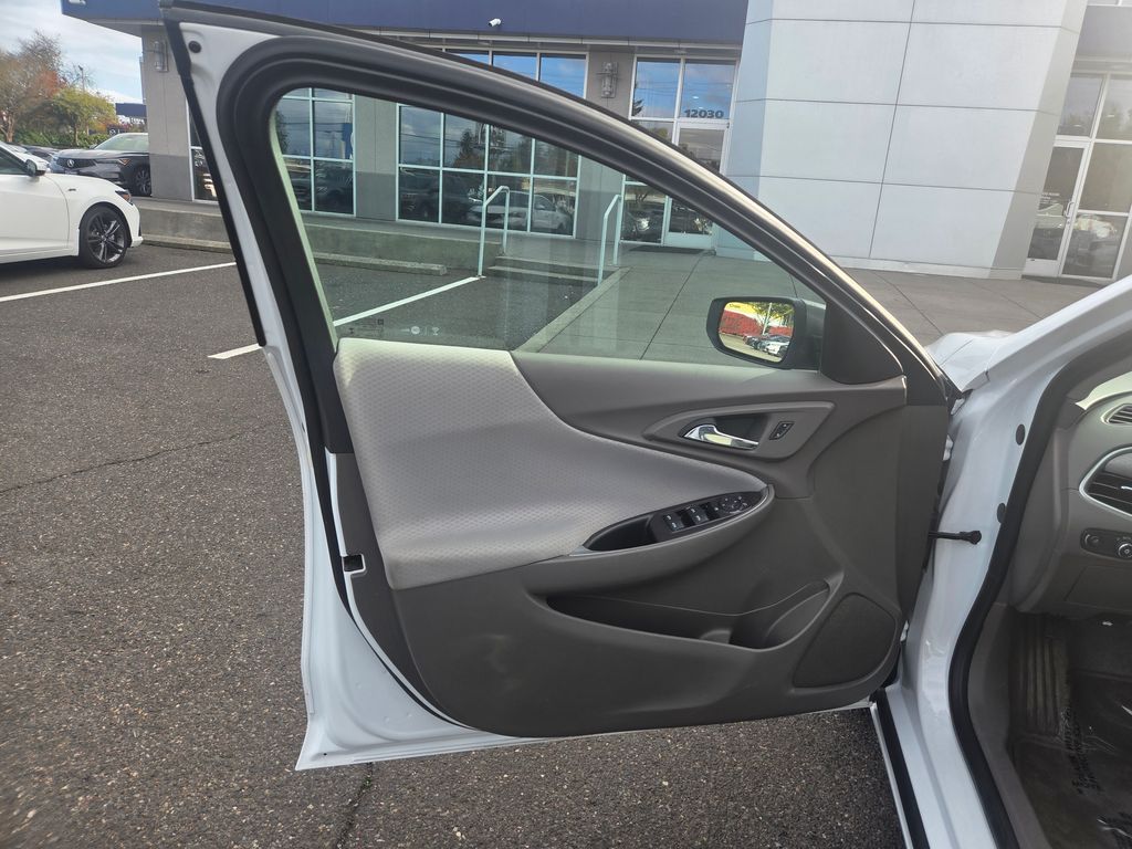 2018 Chevrolet Malibu LS