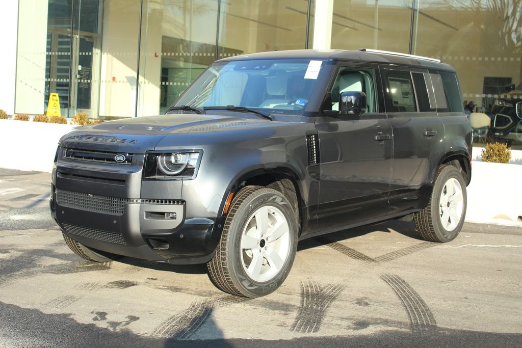 2026 Land Rover Defender 110 X-Dynamic SE