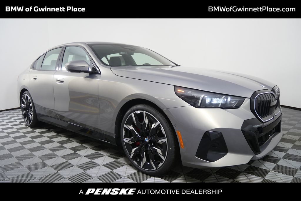 Thumbnail: 2026 BMW 5 Series - 1