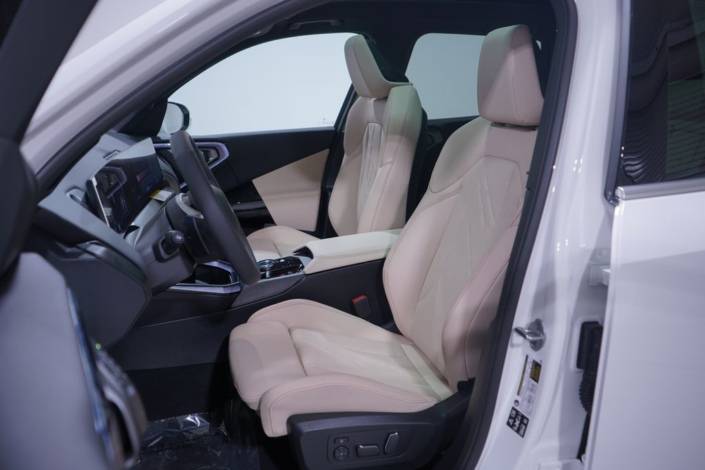 Thumbnail: 2026 BMW X3 - 7