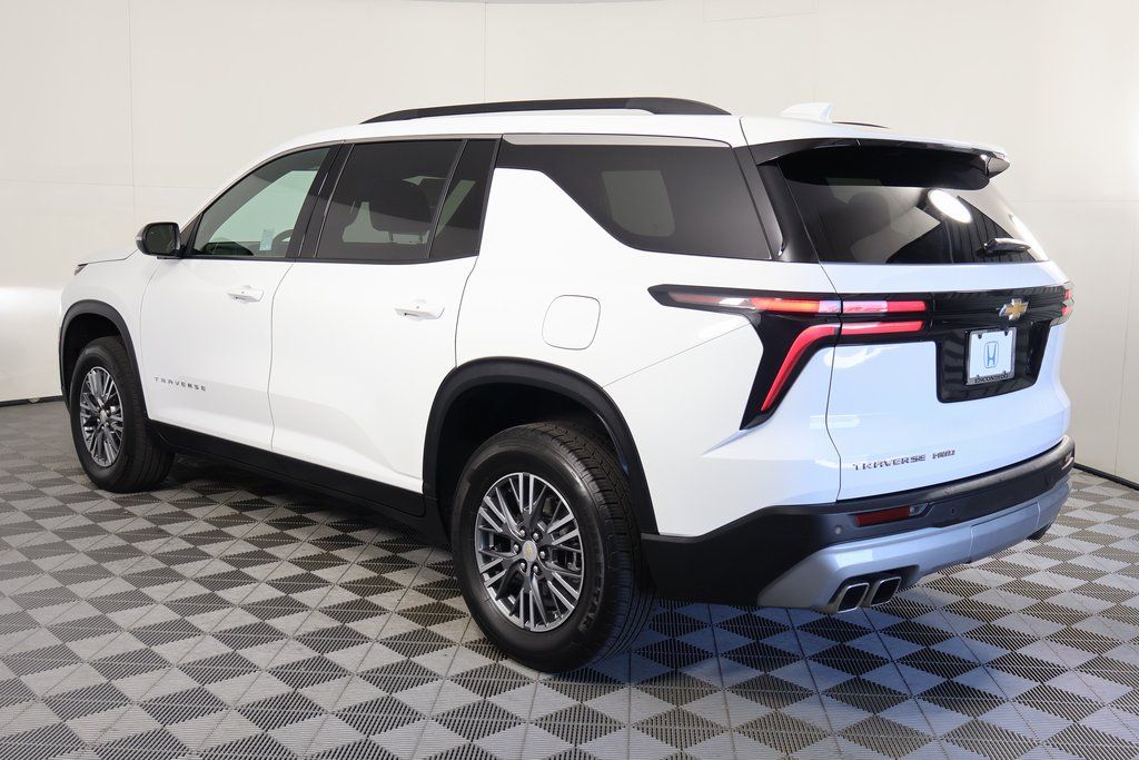 Thumbnail: 2025 Chevrolet Traverse - 6