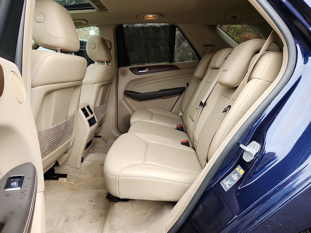 Thumbnail: 2015 Mercedes-Benz M-Class - 10