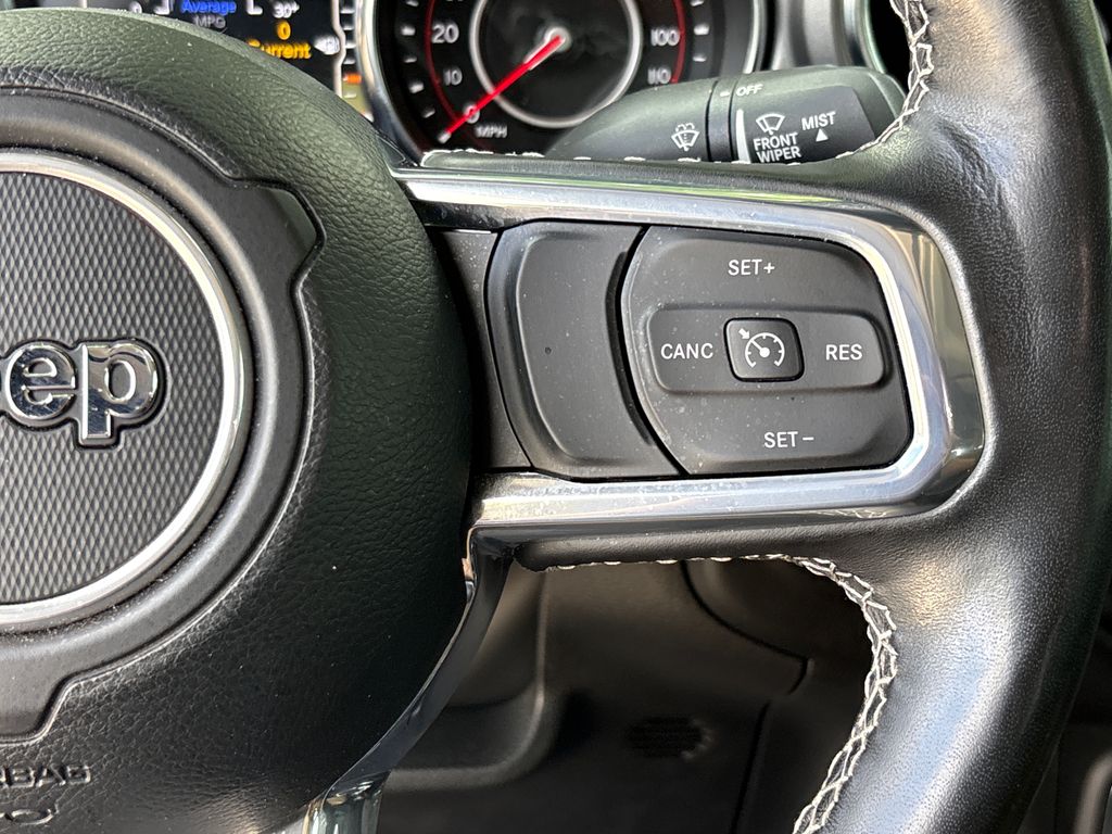 Used 2022 Beige Jeep Rubicon image 21