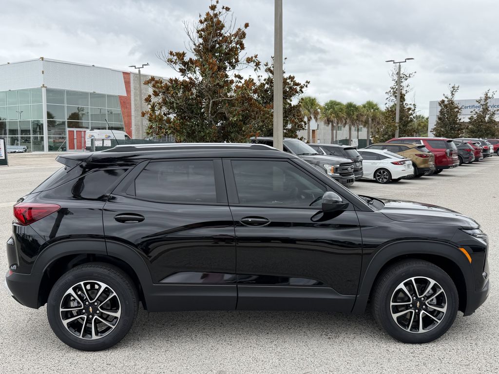 new 2026 Chevrolet TrailBlazer car, priced at $23,195