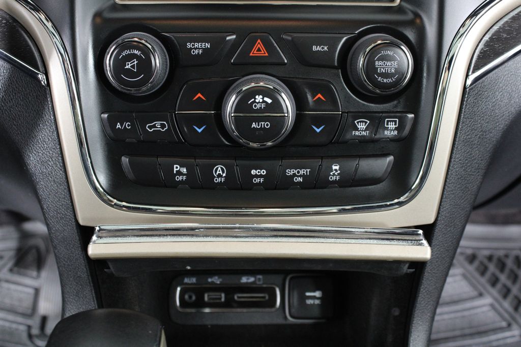 Used 2017 Jeep Grand Cherokee for sale in 
