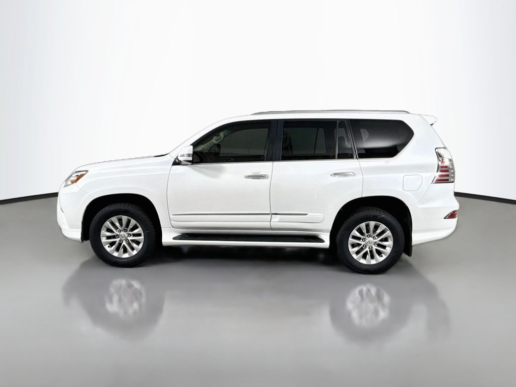Thumbnail: 2016 Lexus GX - 8