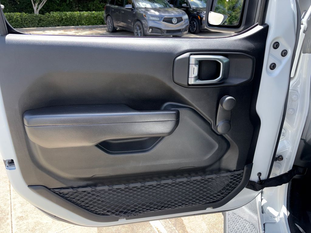 Certified Used 2020 White Jeep Sport image 15