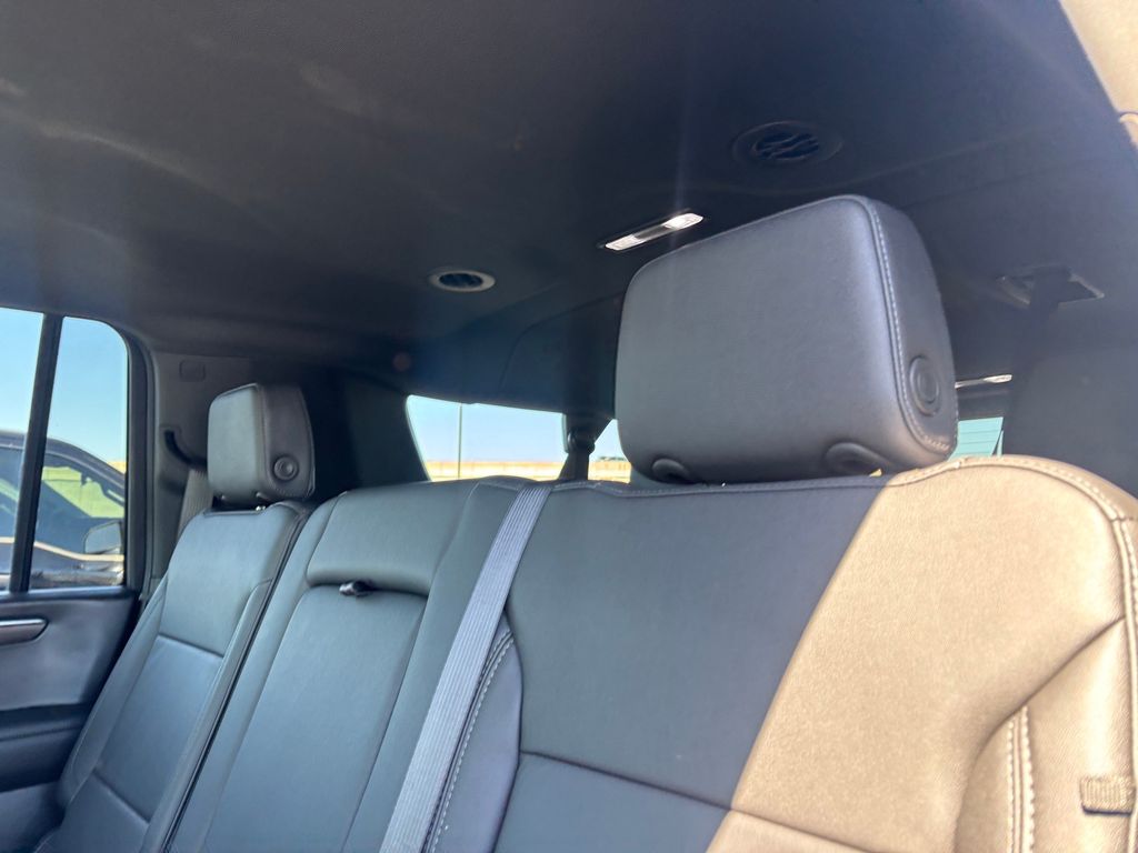 Used Car 2025 Chevrolet Suburban  Z71 For Sale Under $80,000 In Austin, Texas