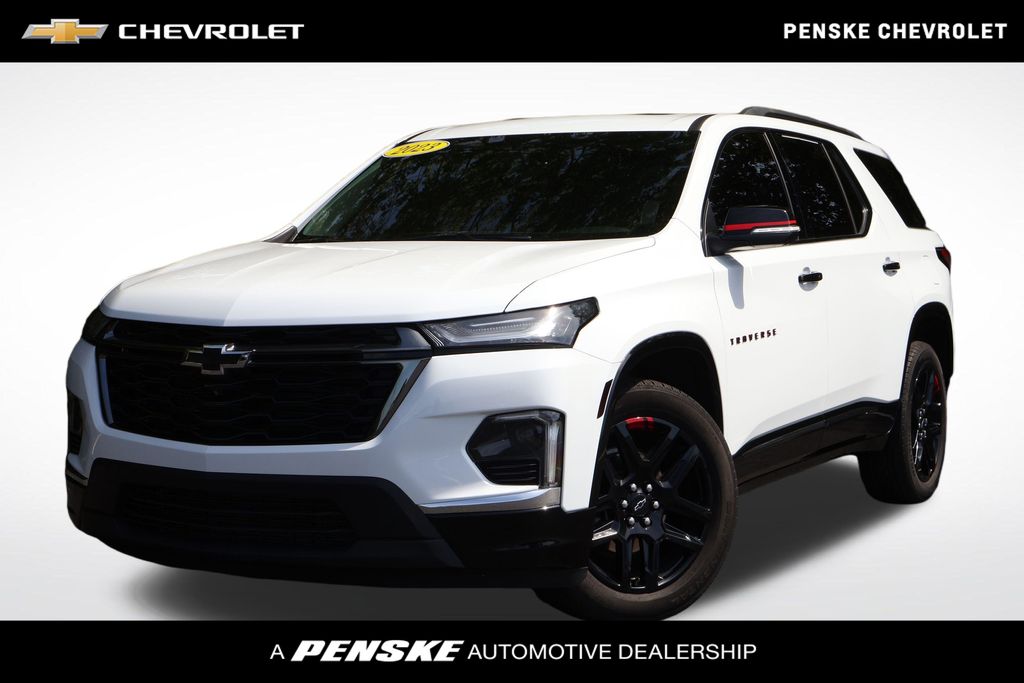 Summit White 2023 Chevrolet Traverse SUV / Crossover Front-Wheel Drive 9-Speed Automatic