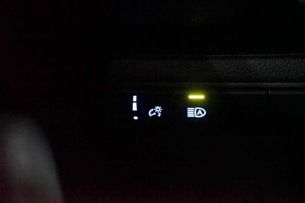 Thumbnail: 2022 Toyota Corolla - 21