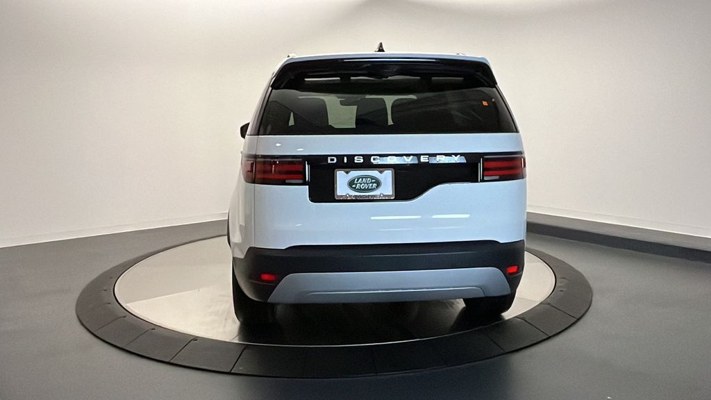 2024 Land Rover Discovery S 4