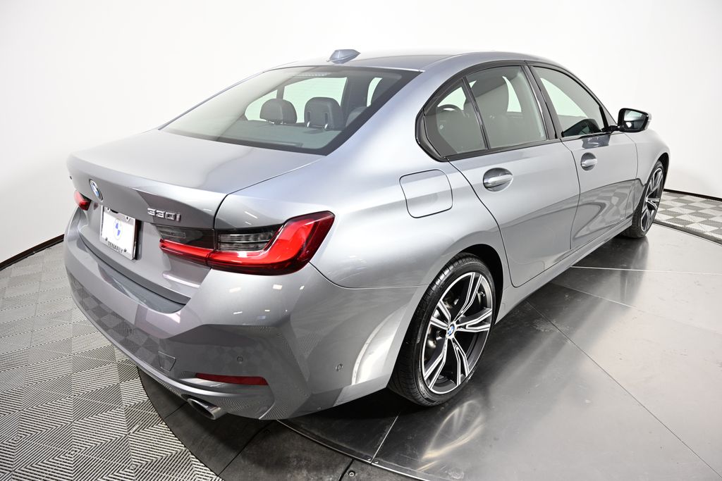 2023 BMW 3 Series 330i xDrive 5