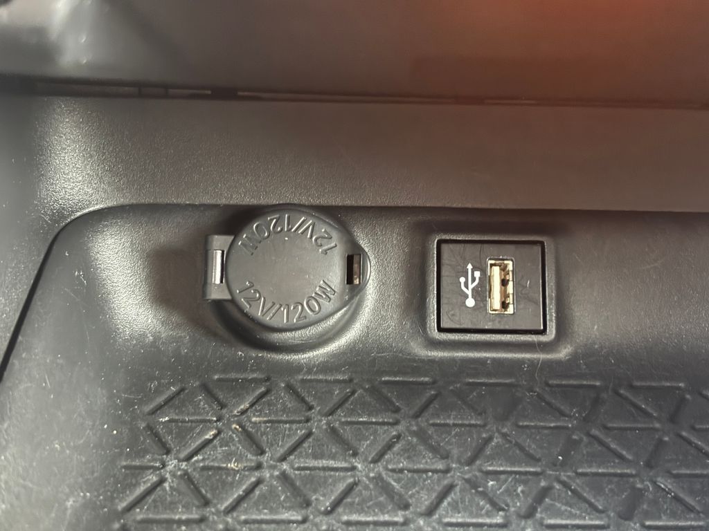 Thumbnail: 2024 Toyota RAV4 - 16