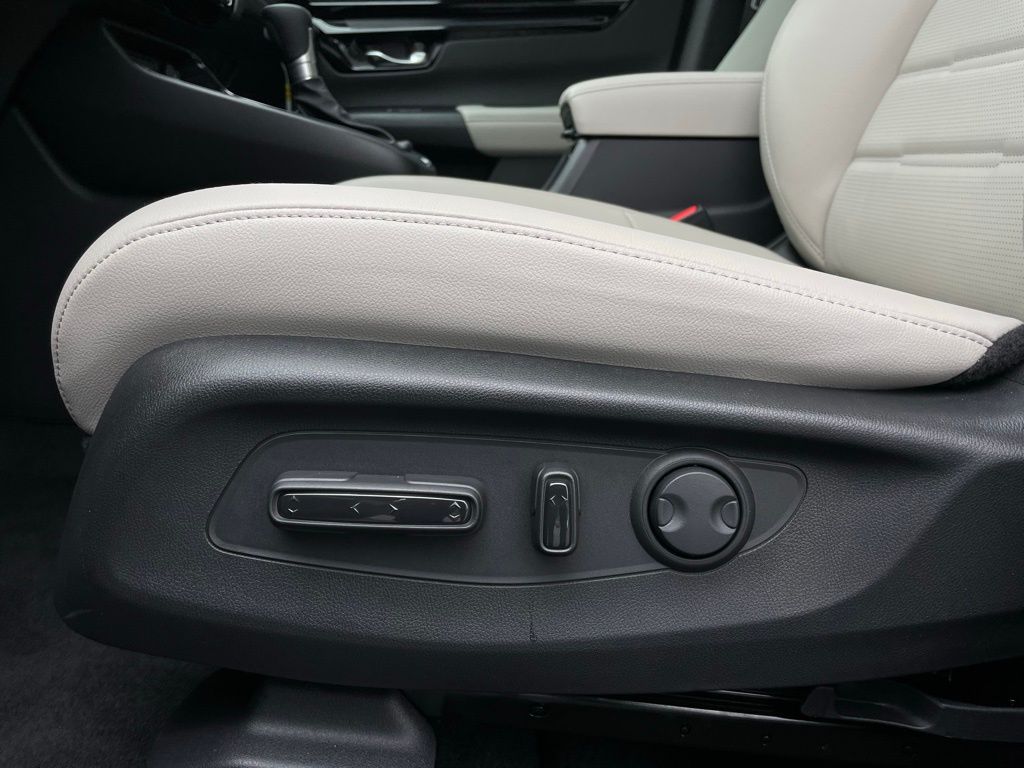 Thumbnail: 2026 Honda CR-V - 26