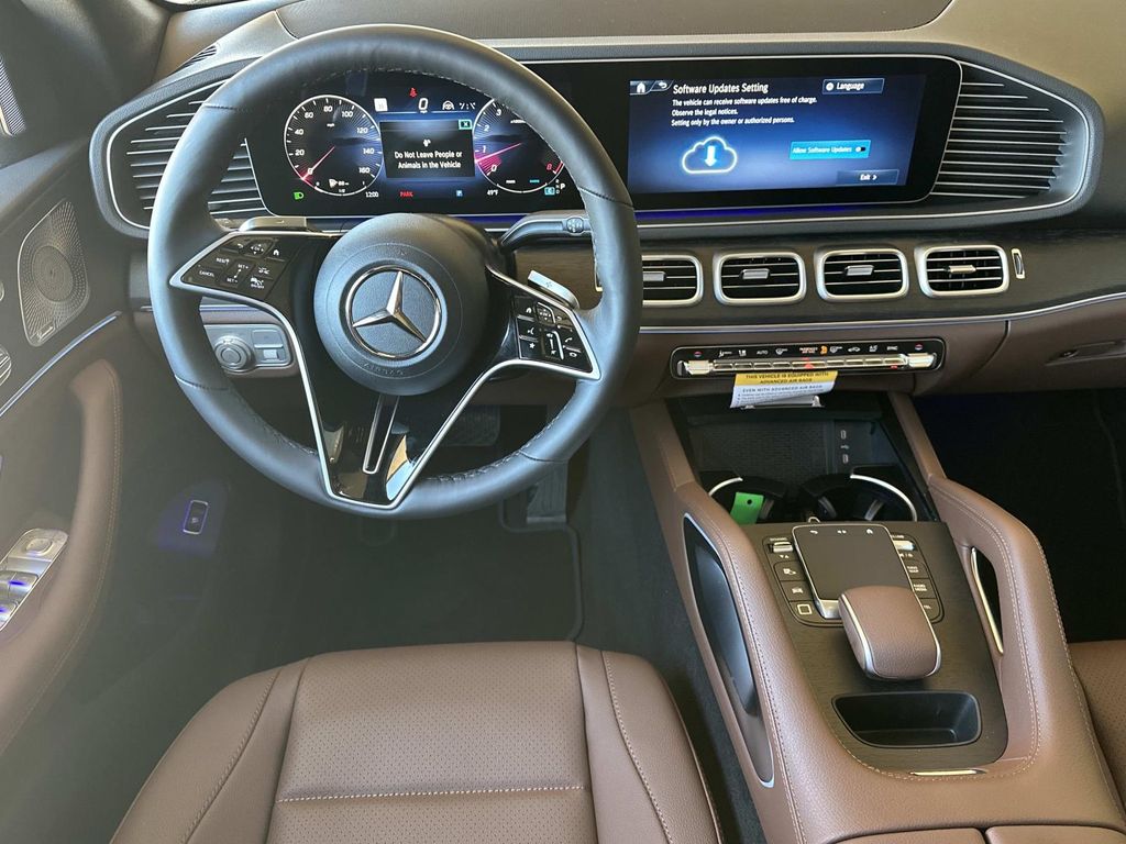 Thumbnail: 2026 Mercedes-Benz GLE - 21