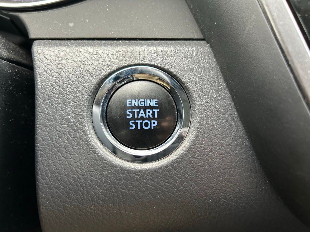 Thumbnail: 2024 Toyota Camry - 28