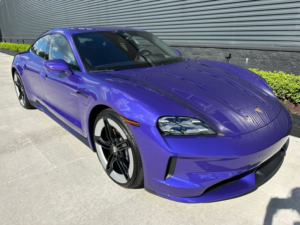 Thumbnail: 2025 Porsche Taycan - 11