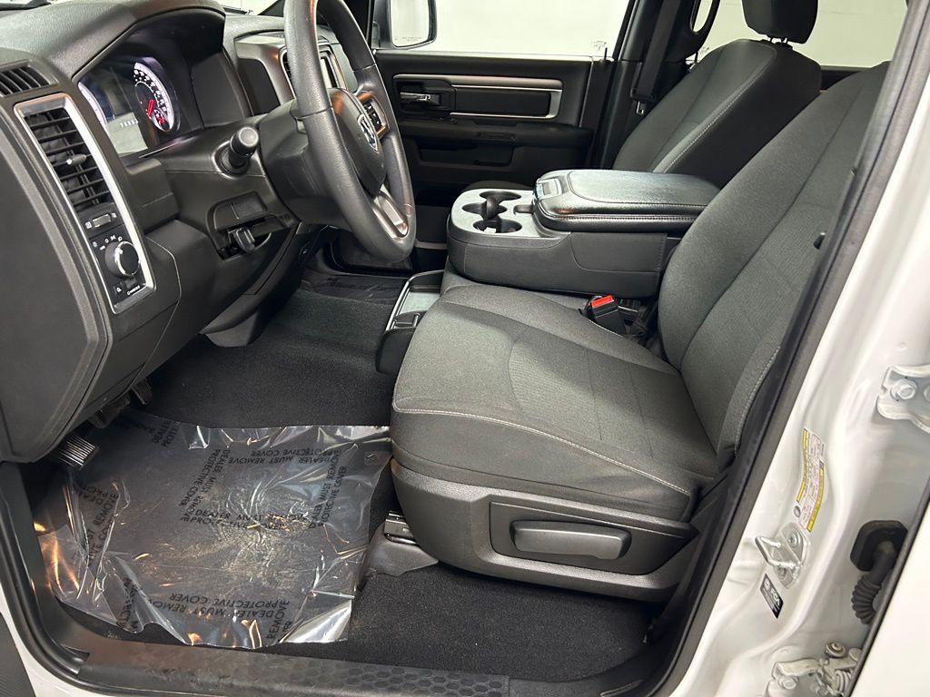 2024 RAM Ram 1500 Classic Warlock - Photo 11
