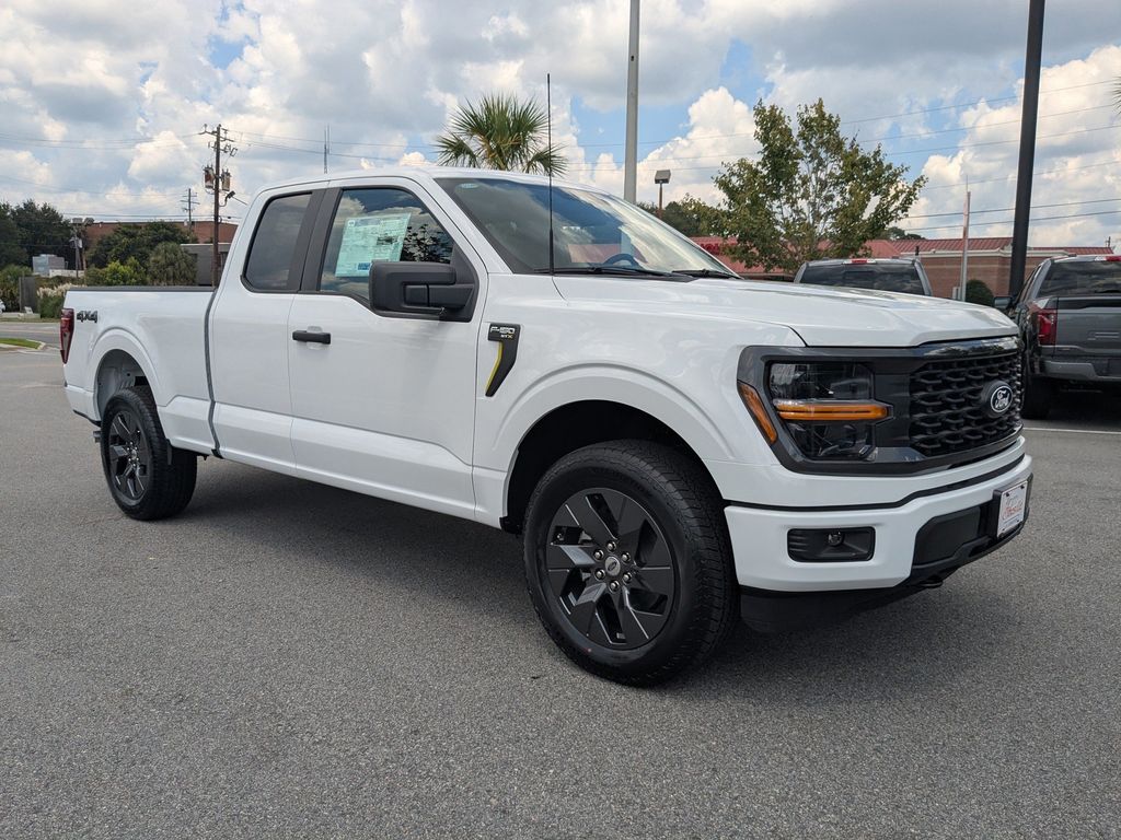 2025 Ford F-150 STX