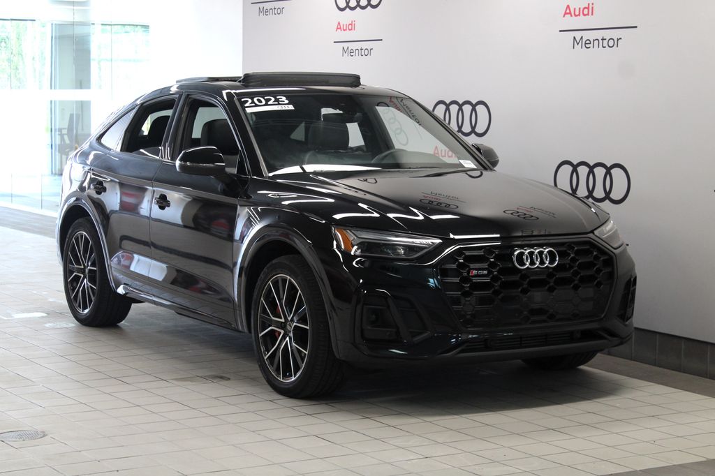 Thumbnail: 2023 Audi SQ5 - 8