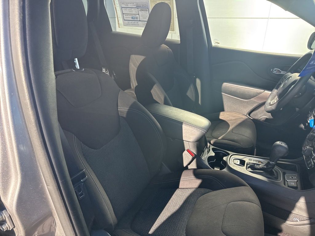 2019 Jeep Cherokee Latitude FWD