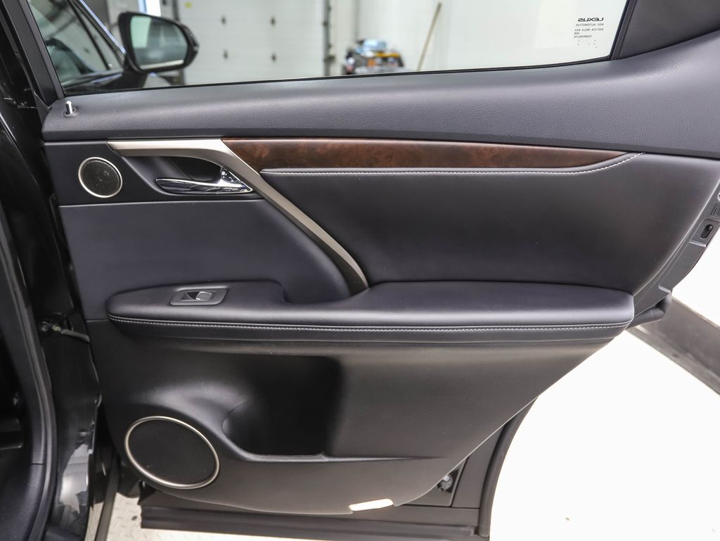 2020 Lexus RX 350 23