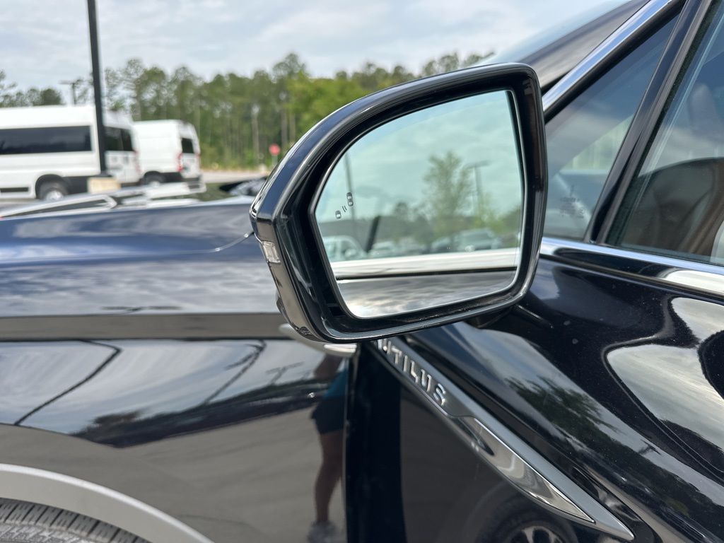 2022 Infinite Black Metallic Clearcoat Lincoln Nautilus Reserve AWD SUV