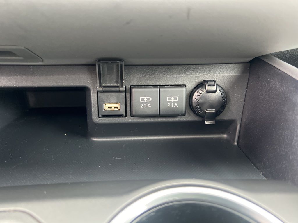 2021 Toyota Highlander XLE photo