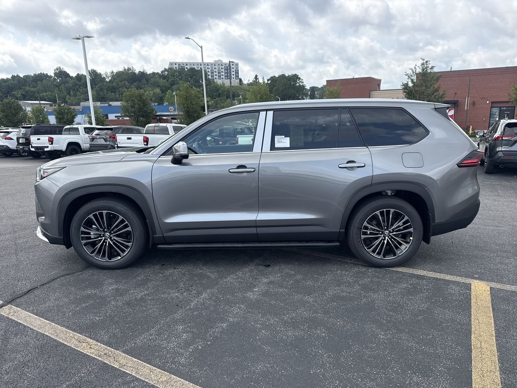 New 2026 Toyota Grand Highlander Hybrid SUV
