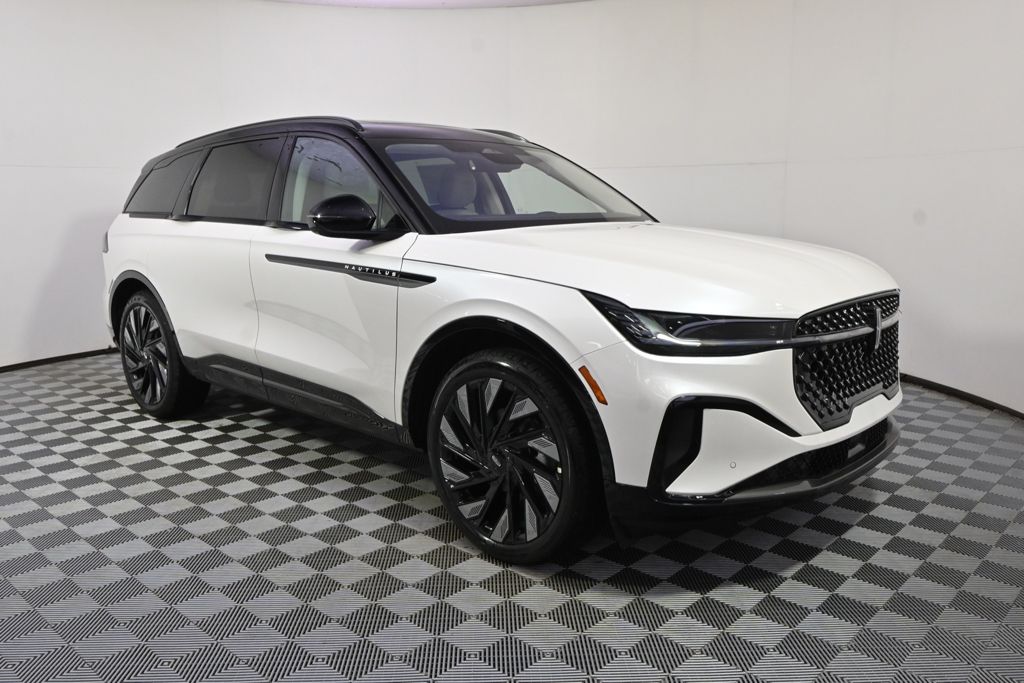 New 2026 White Lincoln Reserve image 8