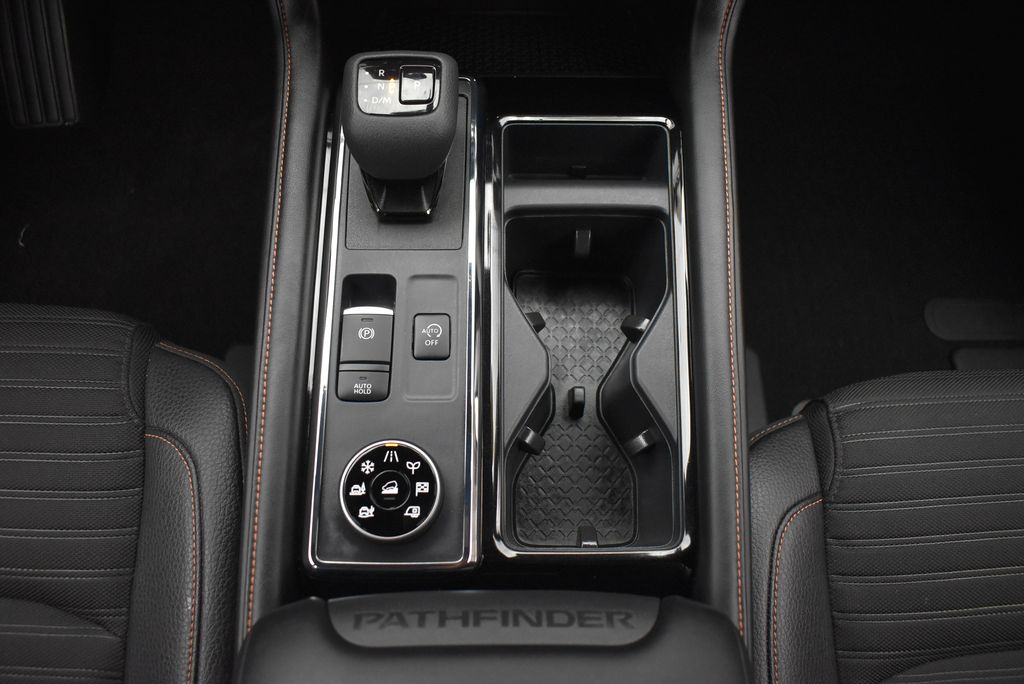 Thumbnail: 2024 Nissan Pathfinder - 28