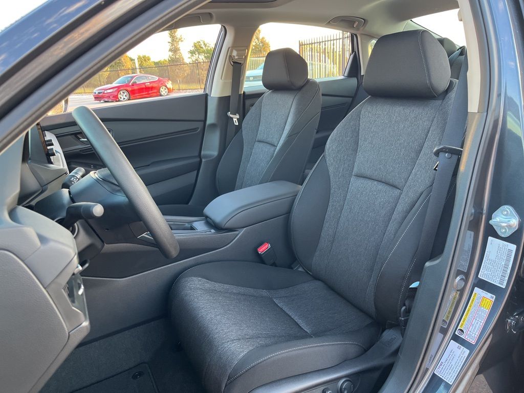 Thumbnail: 2025 Honda Accord - 12