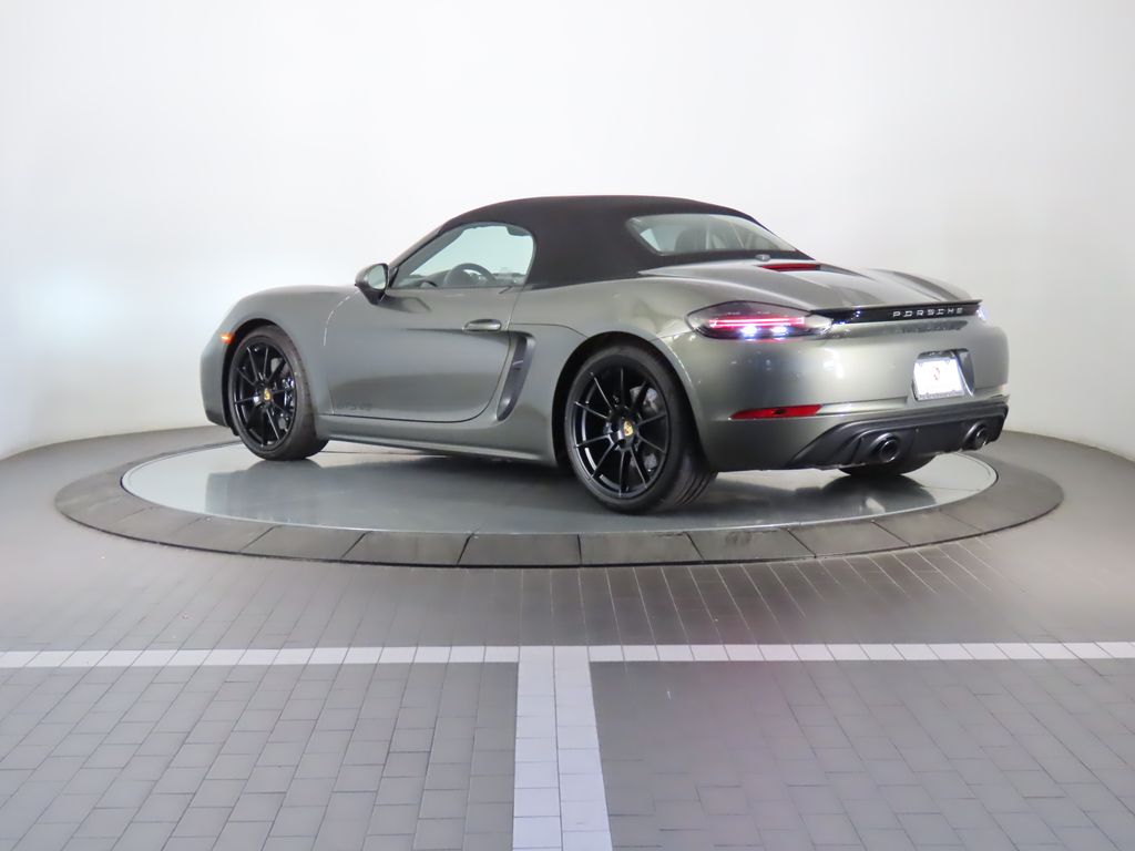 2024 Porsche 718 Boxster GTS 3