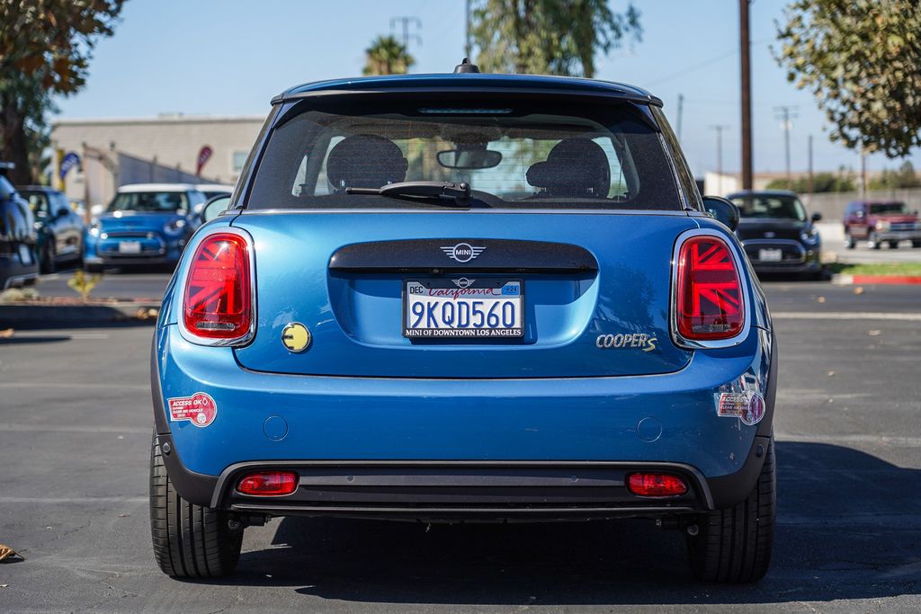 2024 MINI Cooper SE Electric Signature 7