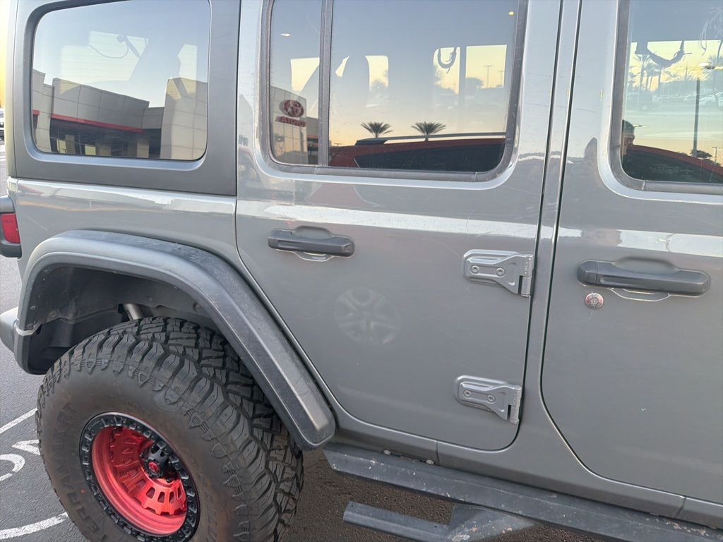 Thumbnail: 2021 Jeep Wrangler - 5