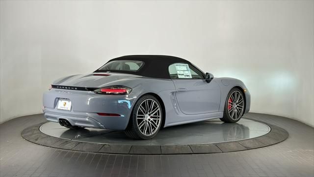 Thumbnail: 2025 Porsche 718 Boxster - 7