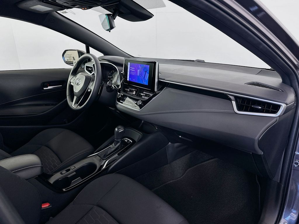 Thumbnail: 2023 Toyota Corolla - 27