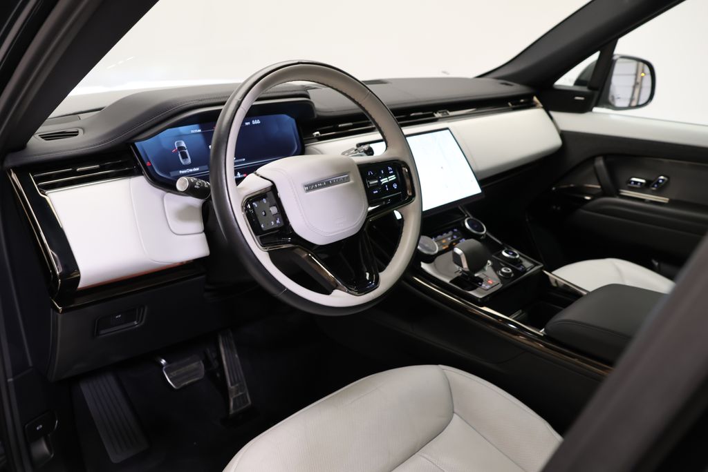 Thumbnail: 2023 Land Rover Range Rover Sport - 29