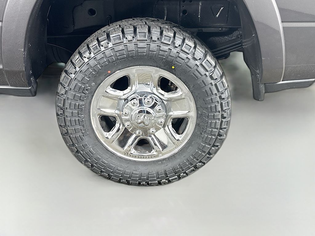 Used 2022 Gray Ram Laramie image 34