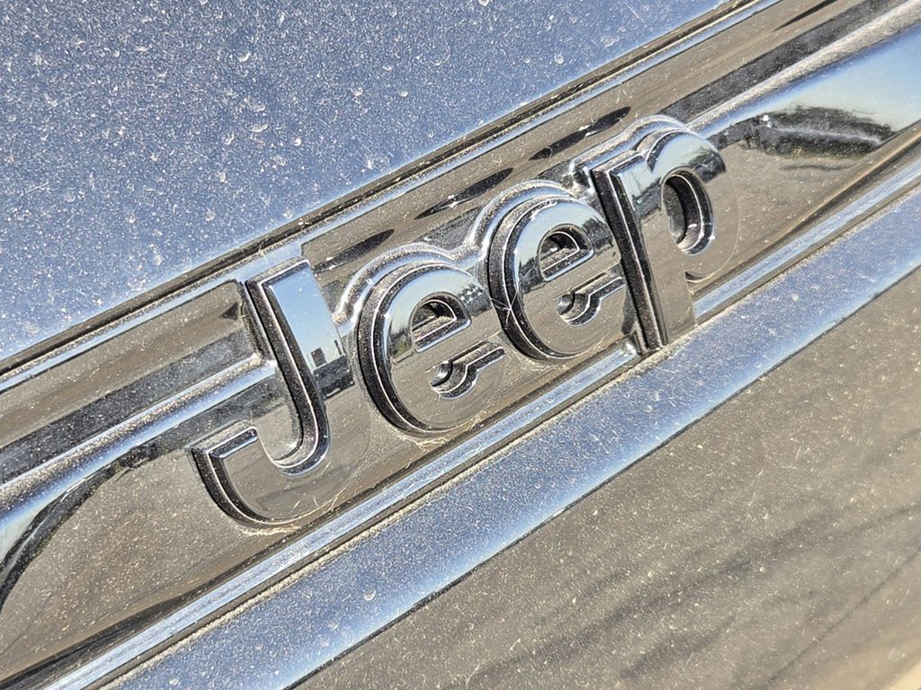 2024 Jeep Grand Cherokee Limited 7