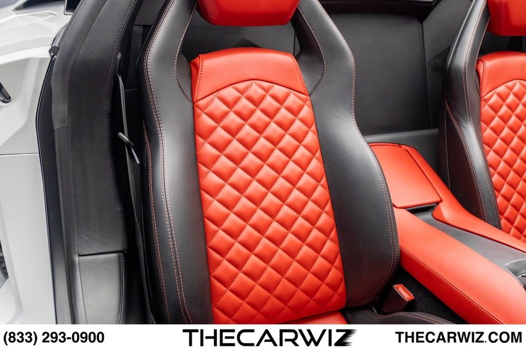 2017 Lamborghini Aventador Base - Photo 85