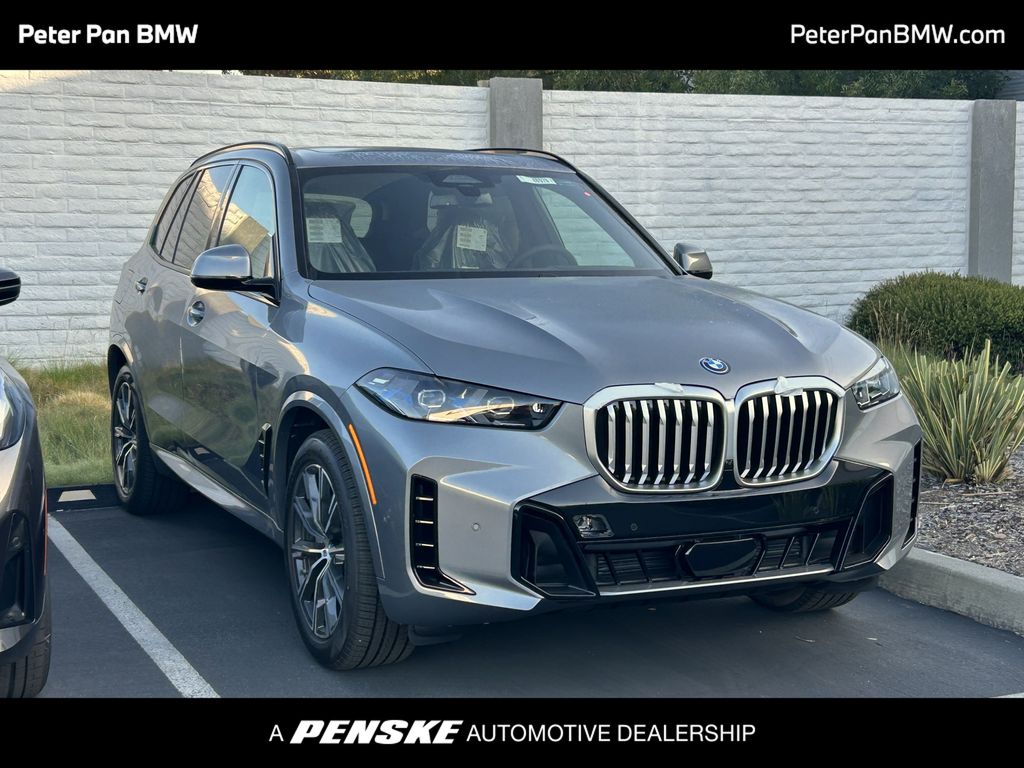 2026 BMW X5 xDrive50e Hero Image