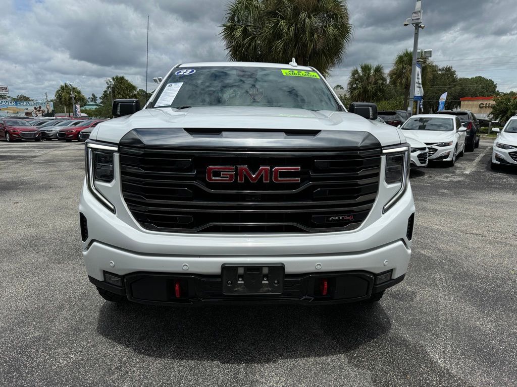 2023 GMC Sierra 1500 AT4 2