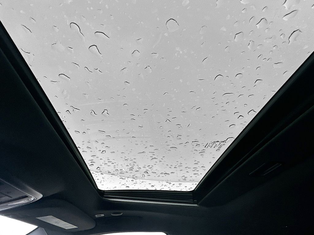 Used 2019 Gray Jeep Altitude image 21