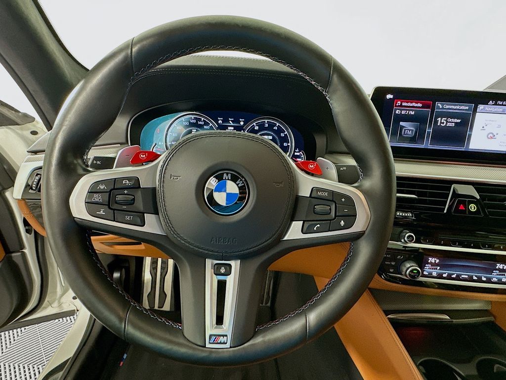 Thumbnail: 2019 BMW M5 - 11