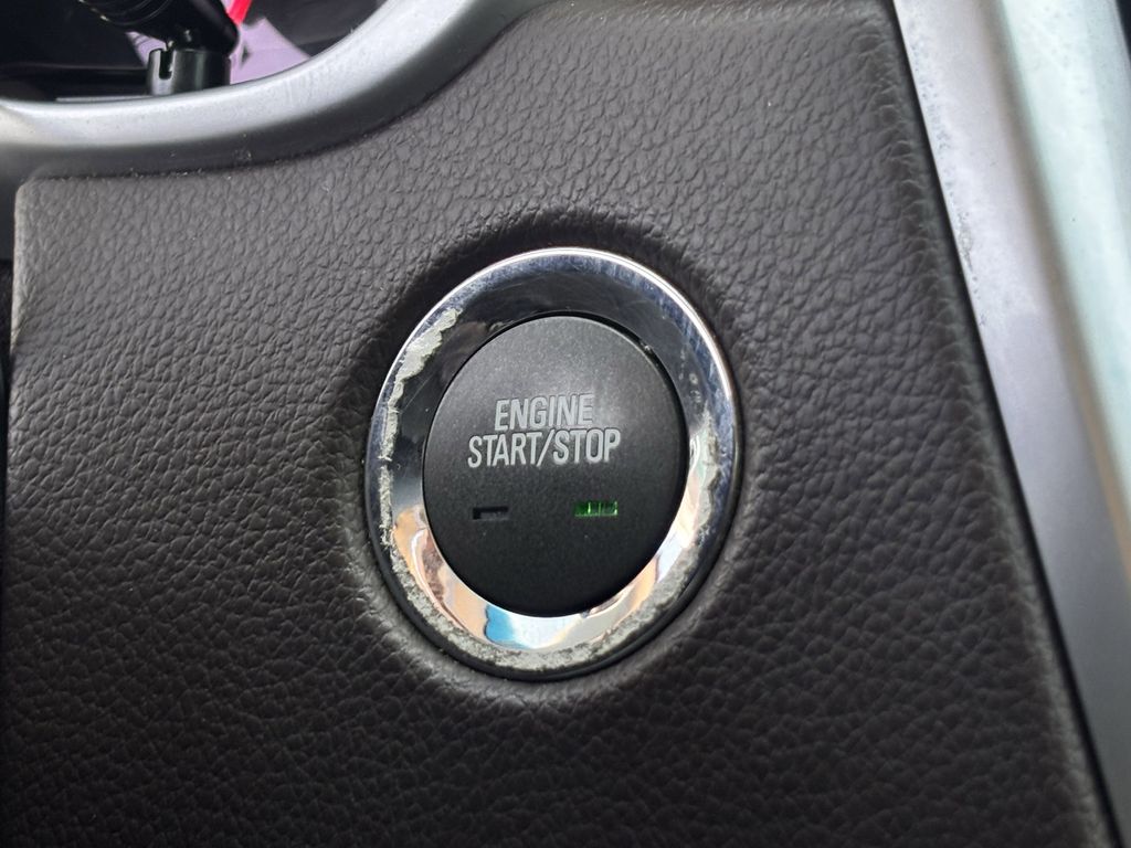 Used Car 2010 Cadillac Srx  Luxury For Sale Under $10,000 In Corsicana, Texas