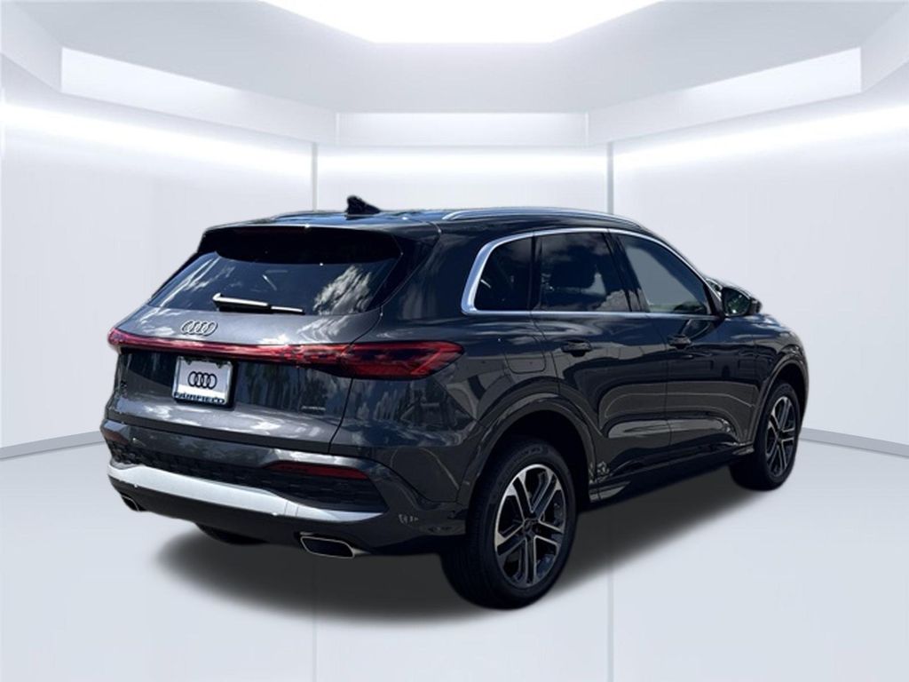 Thumbnail: 2026 Audi Q5 - 5